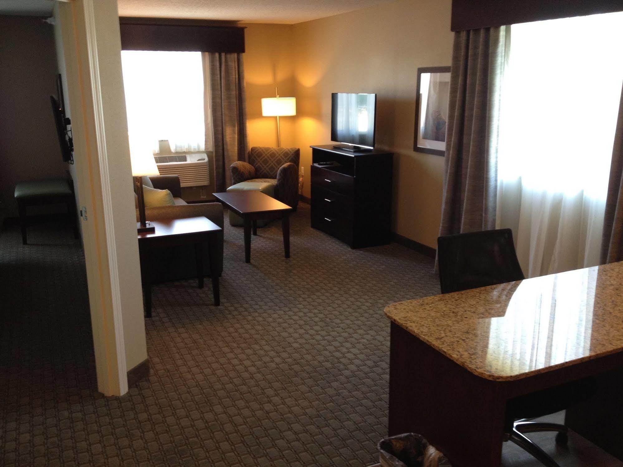 Grandstay Hotel & Suites - Glenwood Luaran gambar
