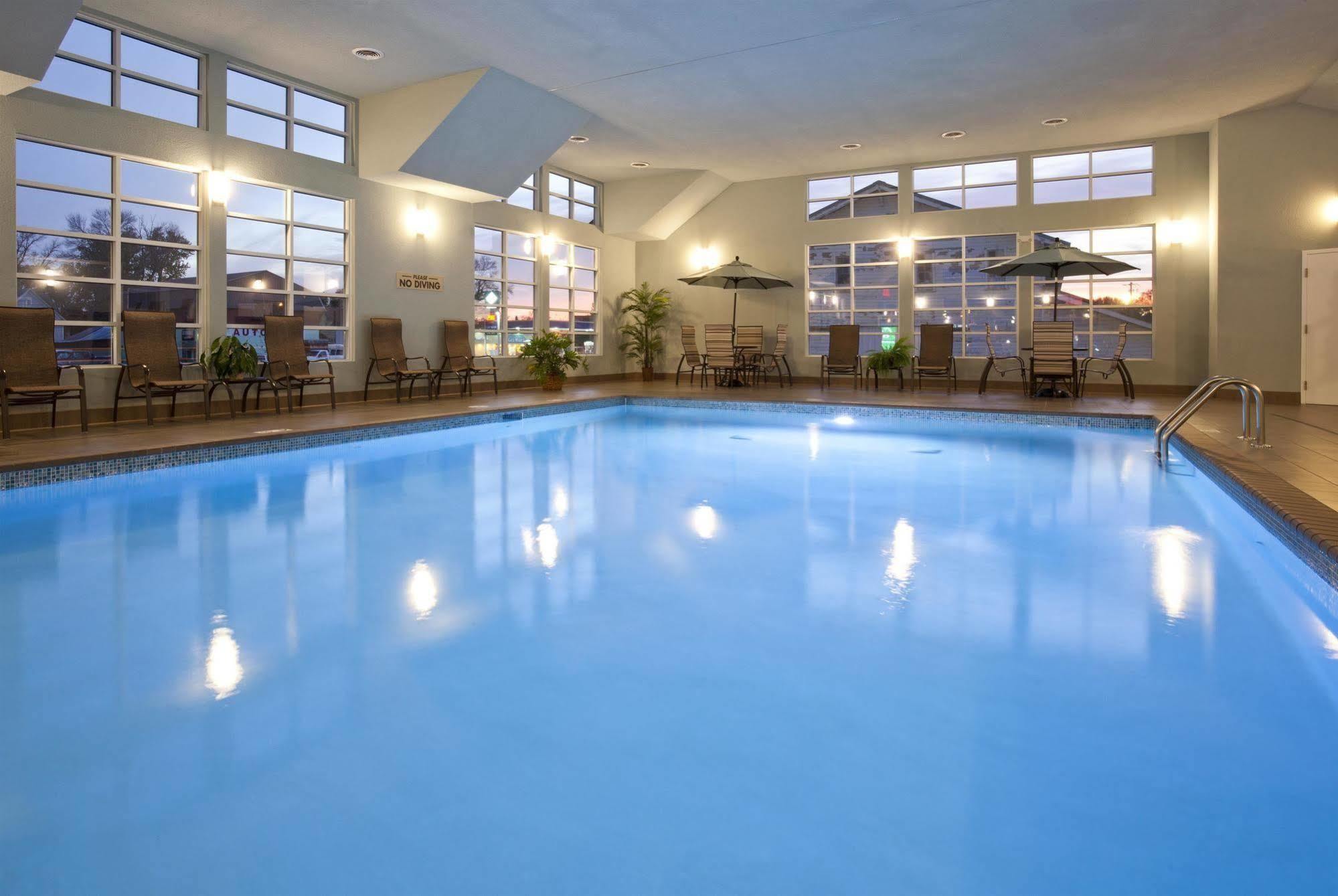 Grandstay Hotel & Suites - Glenwood Luaran gambar